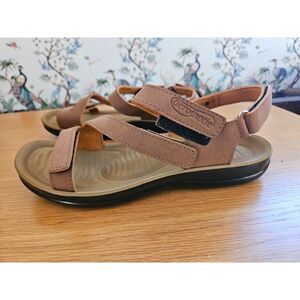 Aerothotic Sandals size 39/8.5